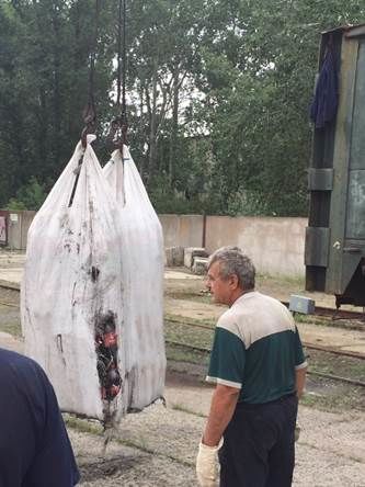 Силовики не пустили на Донбас 700 тонн продуктів для терористів