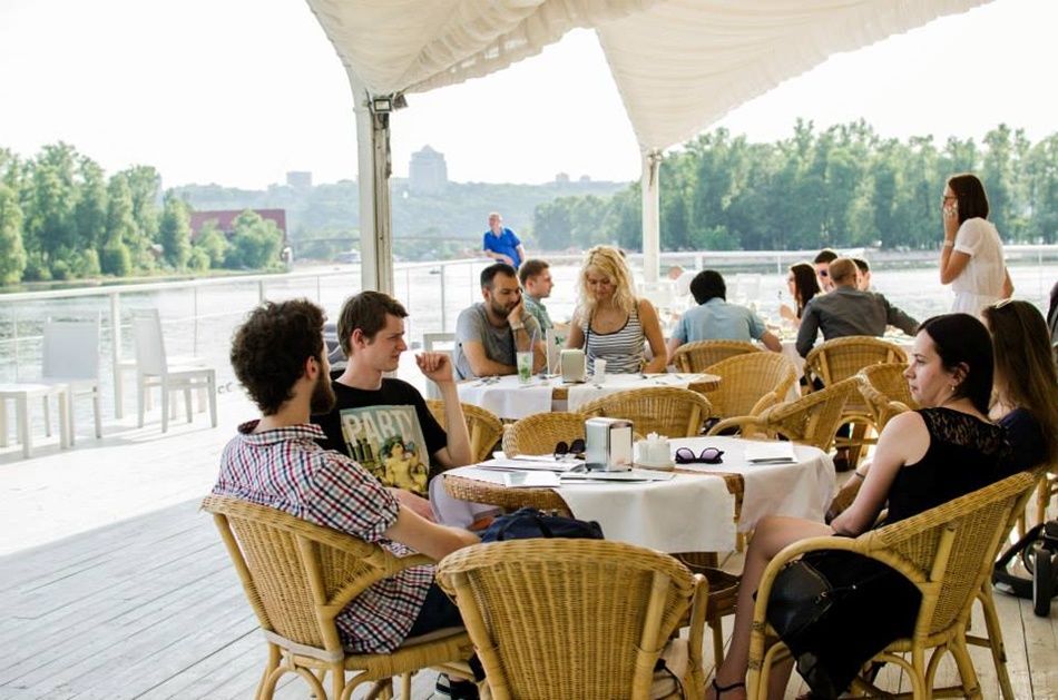 Летний отдых в Киеве: 11 красивых и уютных террас столицы Украины