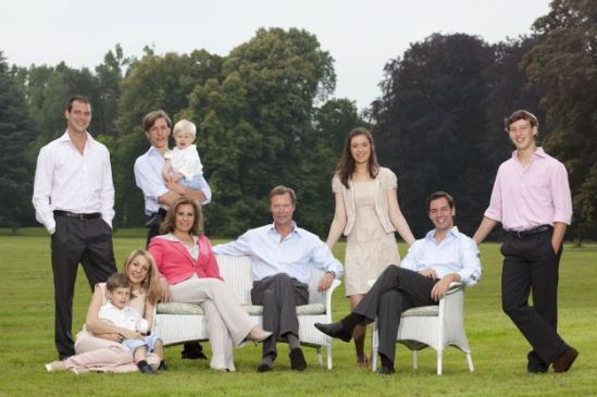 Современные короли и королевы Европы