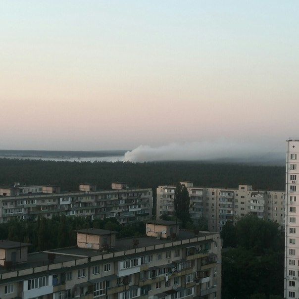 Масштабный пожар в Киеве: загорелось 1,5 га мусорной свалки