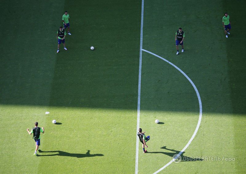 "Барселона" и "Ювентус" испытали поле битвы в финале Лиги чемпионов: яркие фото