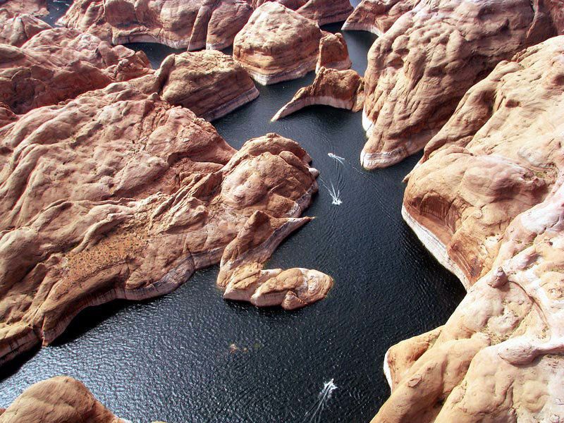 Природа одобрила: завораживающая красота искусственного озера Пауэлл