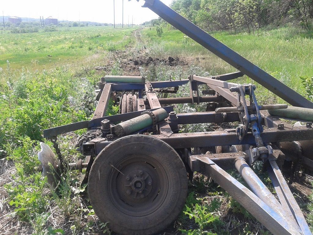 На Донбассе тракторист подорвался во время полевых работ. Фотофакт