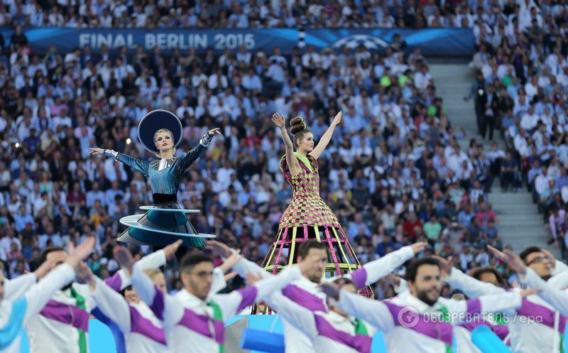 Ювентус – Барселона: яркие фото церемонии открытия финала Лиги чемпионов