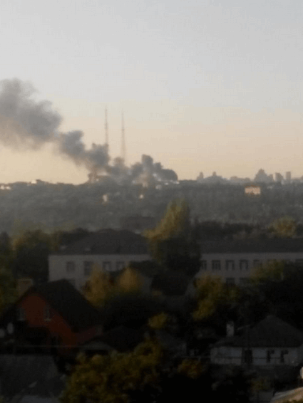 В Донецке вспыхнул сильный пожар: опубликованы фото