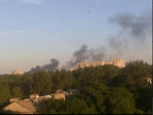 В Донецке вспыхнул сильный пожар: опубликованы фото
