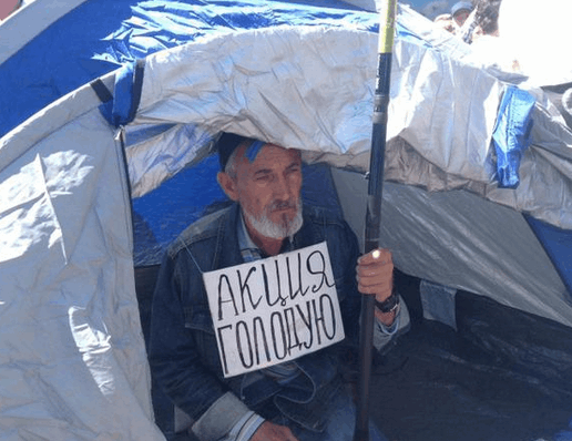 Дежавю? На Майдане разбили палатки и объявили голодовку