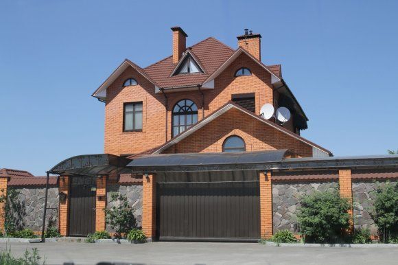 Поселок-призрак: киевские нувориши шикарно живут на улицах, которых нет 