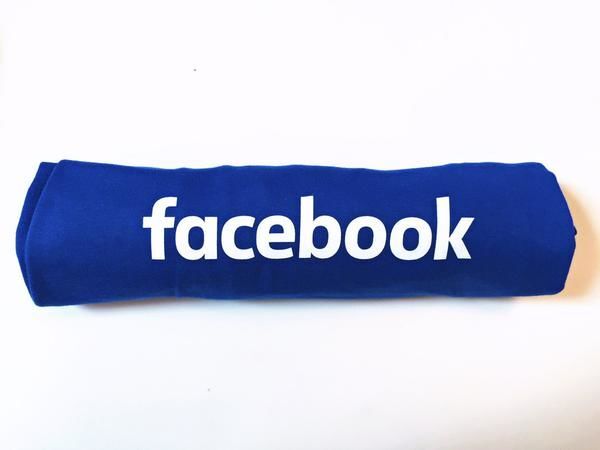 Facebook змінив логотип вперше з 2005 року: фотофакт