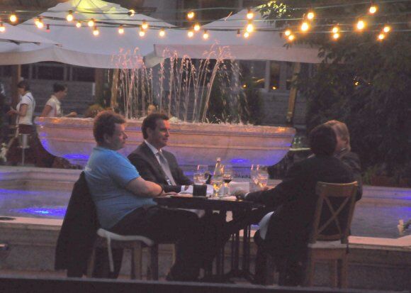 Абромавічус відпочив у дорогому ресторані з президентом "Київстару": опубліковані фото