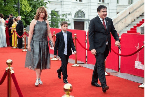 Саакашвили с семьей появились на Одесском кинофестивале: фотофакт
