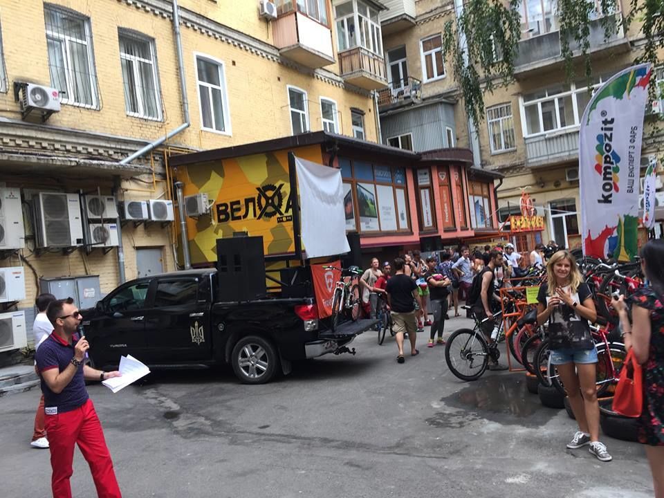 У Києві відкрився перший велохаб: опубліковані фото