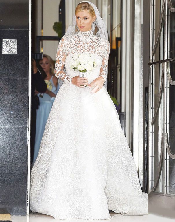Платье за $80 тыс. и кольцо за $1,6 млн. Сестра Перис Хилтон вышла замуж за миллиардера Ротшильда: фото с шикарной церемонии