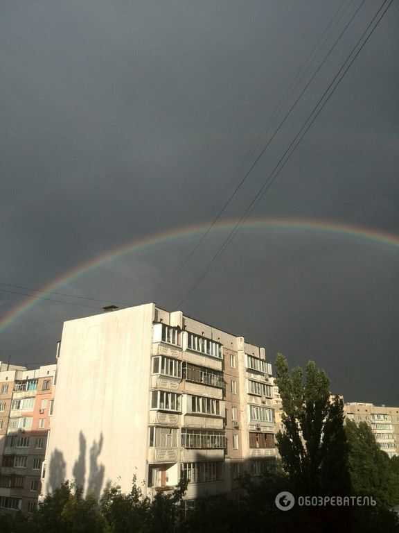 Хорошая примета! Киевлян заворожила двойная радуга над городом: фотофакт
