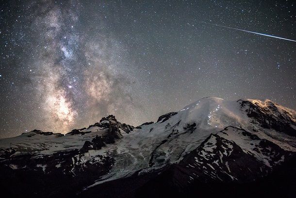 Дивитися, затамувавши подих: опубліковані кращі астрономічні фото 2015 
