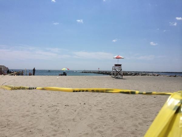 Взрыв на пляже в США: пострадала отдыхающая