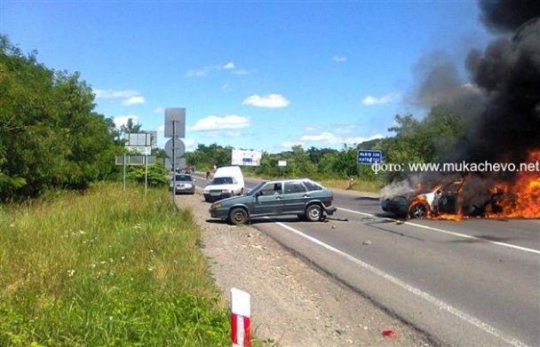 Перестрелка в Мукачево: появились новые фото с места бойни