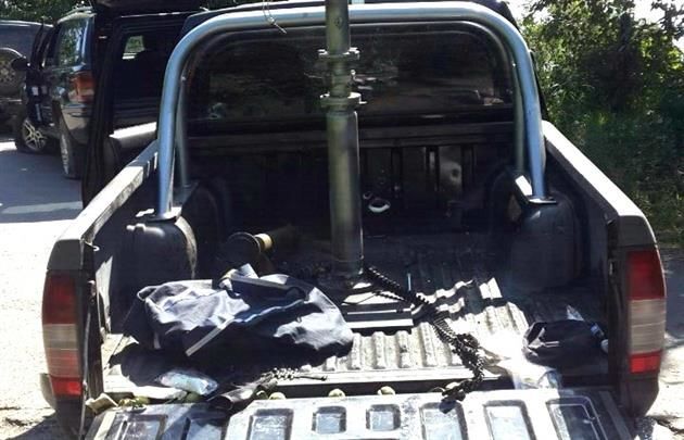 Бійці "ПС" кинули закривавлені гранатомети і загиблого: фоторепортаж