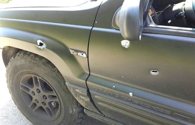 Бійці "ПС" кинули закривавлені гранатомети і загиблого: фоторепортаж