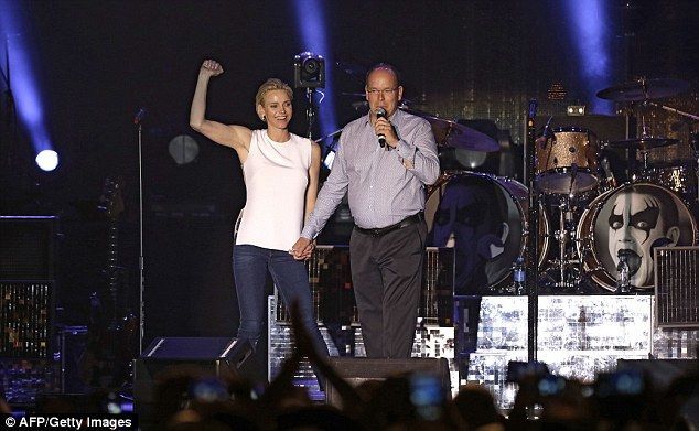 10-летие коронации князя Монако Альбера II: концерт Робби Уильямса и появление близнецов