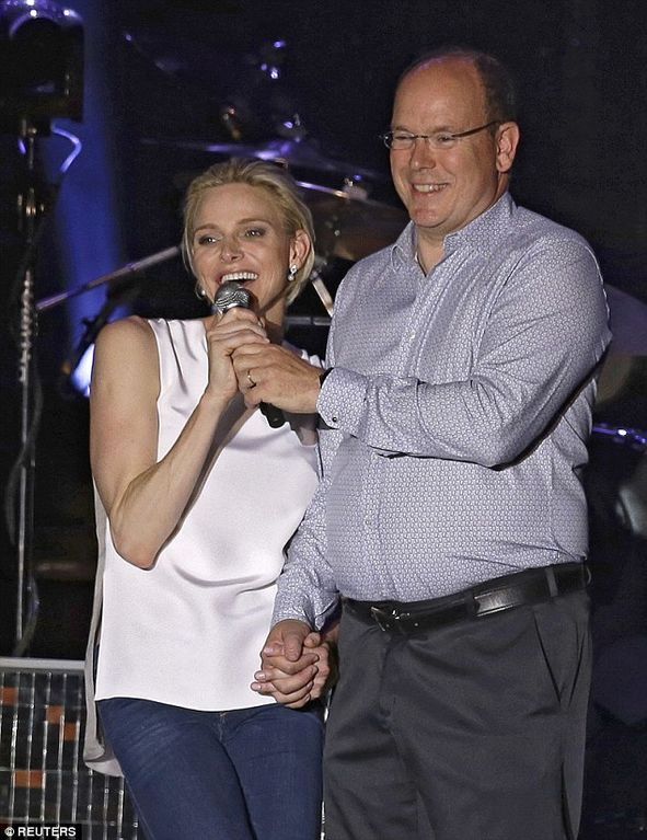 10-летие коронации князя Монако Альбера II: концерт Робби Уильямса и появление близнецов