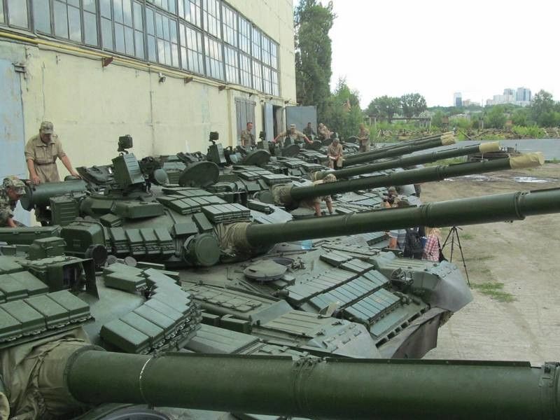Украинская армия получила танки Т-80: опубликованы фото