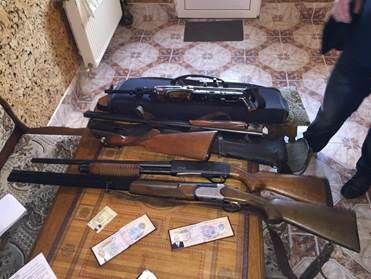 СБУ показала арсенал оружия, который нашла у людей Ланьо: опубликованы фото