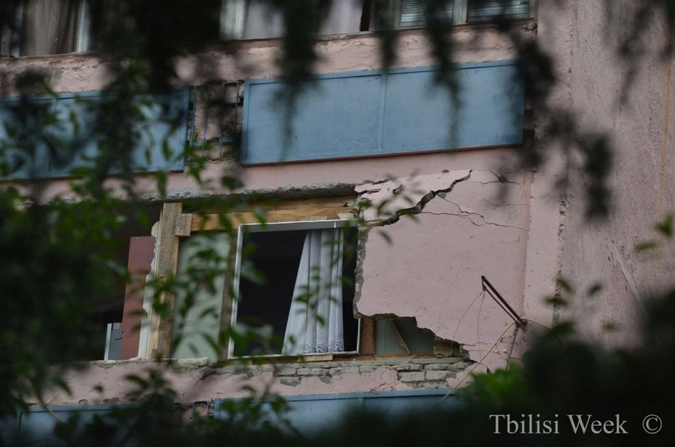 Месяц после наводнения. Взрыв газа в Тбилиси забрал жизни 5 человек