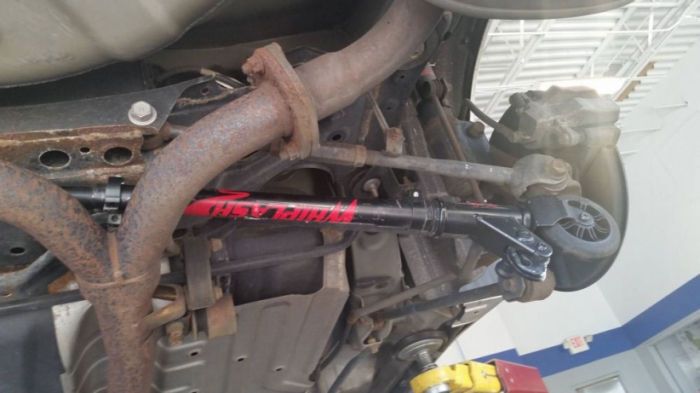 Белки в фильтре и самокат в картере: самые невероятные поломки авто