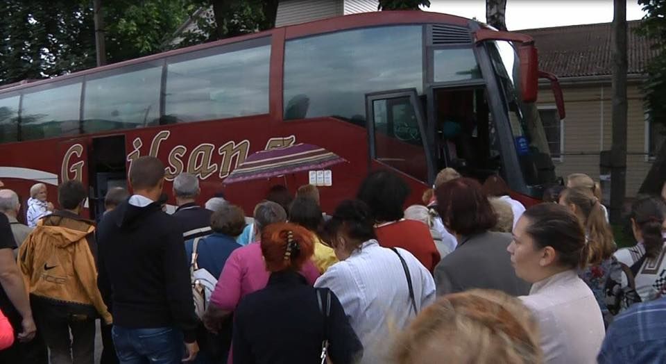 В УКРОПі розповіли подробиці затримання авто Березенка з грошима і зброєю