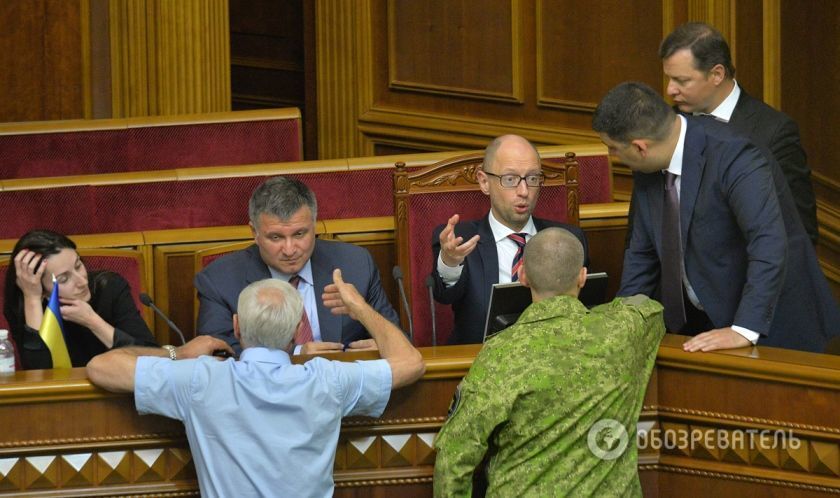 "Горячий четверг" в Верховной Раде: фоторепортаж