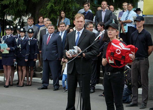 Полицейская академия: в Киеве состоялся первый выпуск патрульной службы