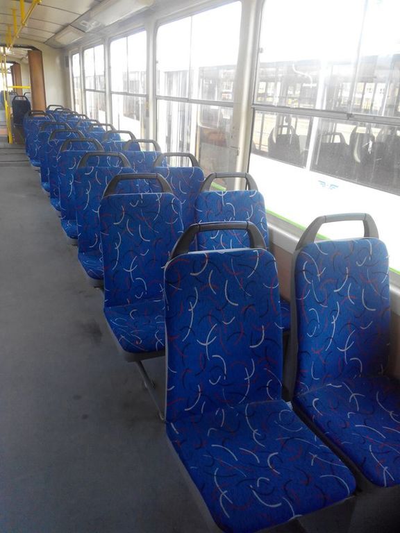 "Киевпасстранс" показал обновленные сидения в трамваях: опубликованы фото