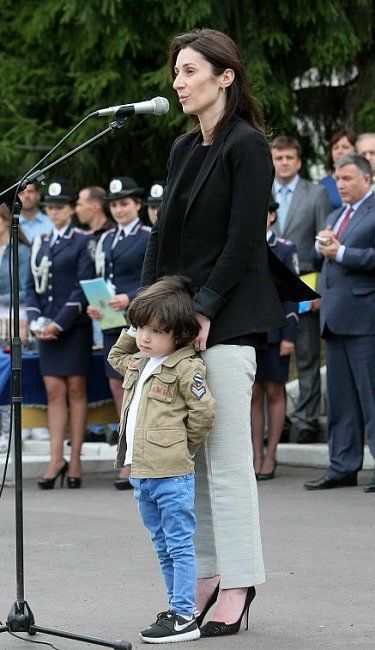 Полицейская академия: в Киеве состоялся первый выпуск патрульной службы