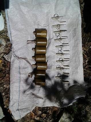 Силовики на Луганщине помешали вывозу оружия из зоны АТО: фотофакт