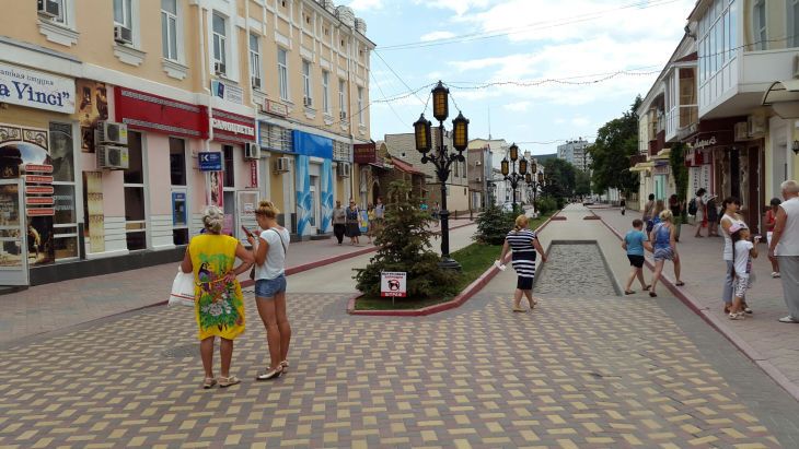 Мертвый сезон: у оккупантов в Крыму снова "туристический бум" – фотофакт