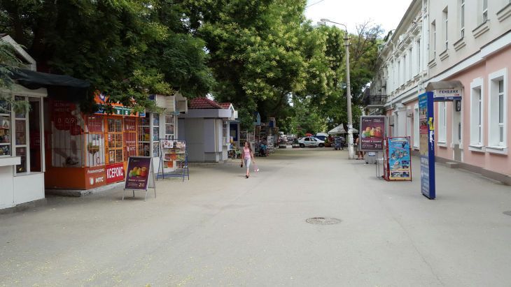 Мертвий сезон: у окупантів у Криму знову "туристичний бум" - фотофакт
