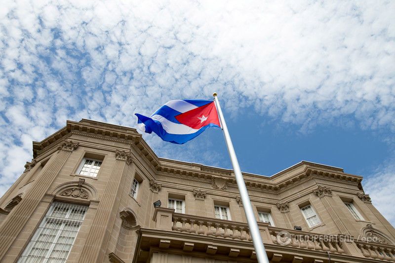 В Вашингтоне подняли флаг Кубы: фото- и видеофакт