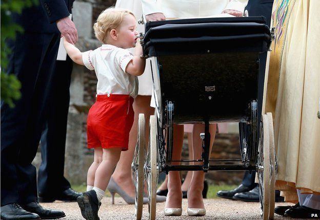 Принц Уильям показал новое милое фото сына