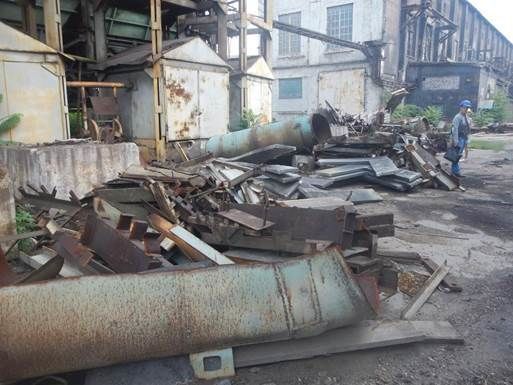 Россияне целенаправленно уничтожили стратегический завод в Запорожье:  опубликованы фото и видео