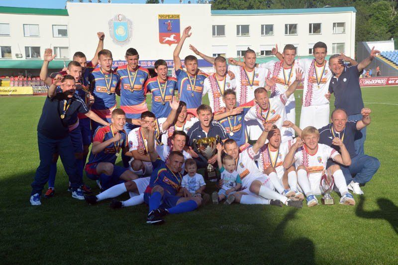 Украинский футбольный клуб будет играть в вышиванках