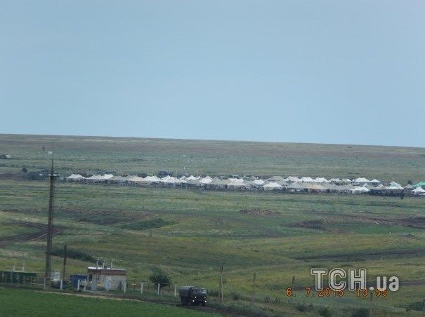 Відпустка під Ростовом: ЗМІ опублікували фото перевалочної бази російських військових
