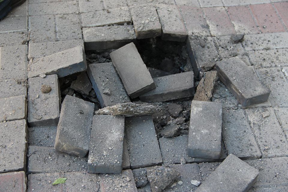 В центре Киева произошел подземный взрыв: фотофакт