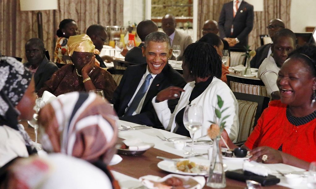 Обама впервые побывал на земле предков как президент: фото и видео