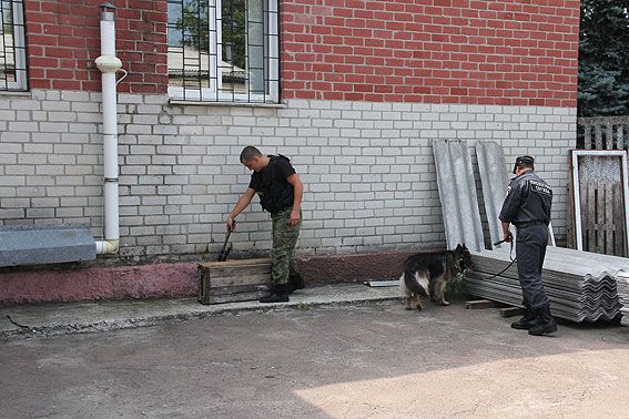 В Чернигове в день выборов хулиганы занялись "минированием"