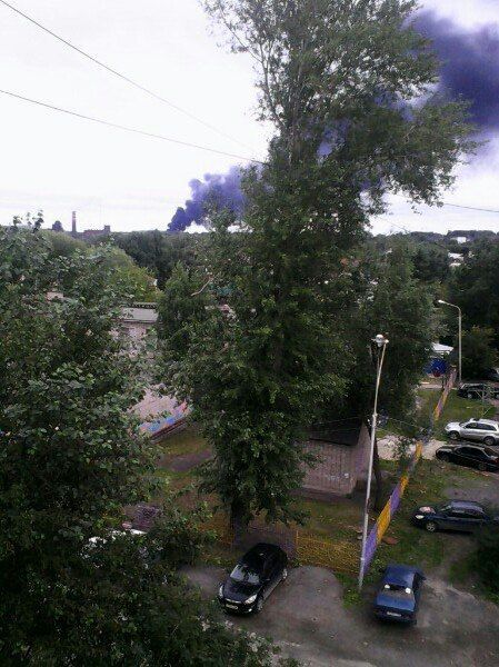 В России вспыхнул пожар на "газпромовской" нефтебазе: опубликованы фото и видео