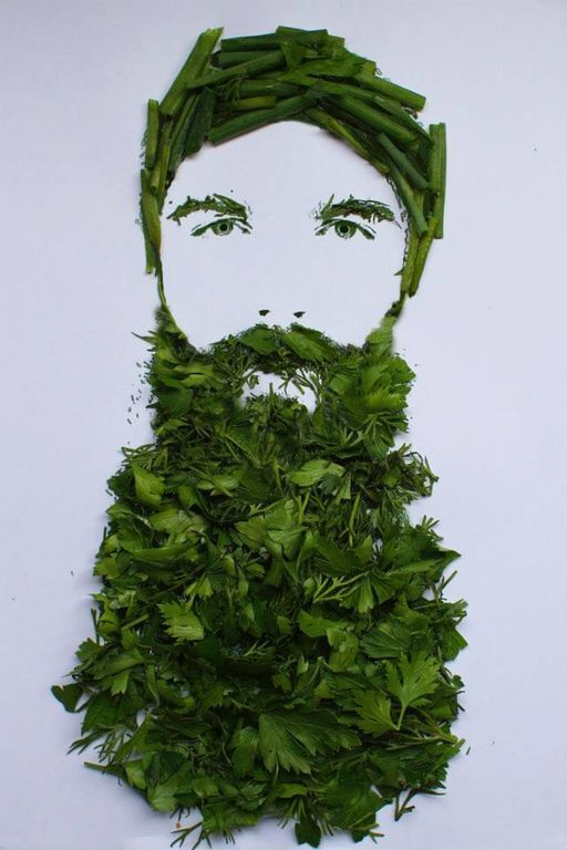 Киевлянка взорвала соцсеть портретами, сделанными из зелени 