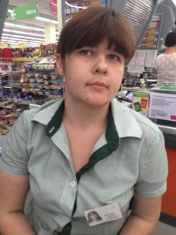 У київському супермаркеті покупці засікли хитрого касира: фото