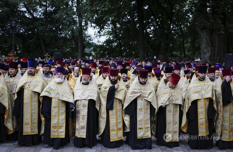 В Киеве состоялся многотысячный крестный ход: опубликованы фото и видео