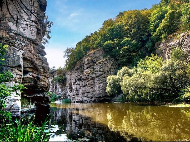 Букский каньон: настоящий каменный фьорд в сердце Украины